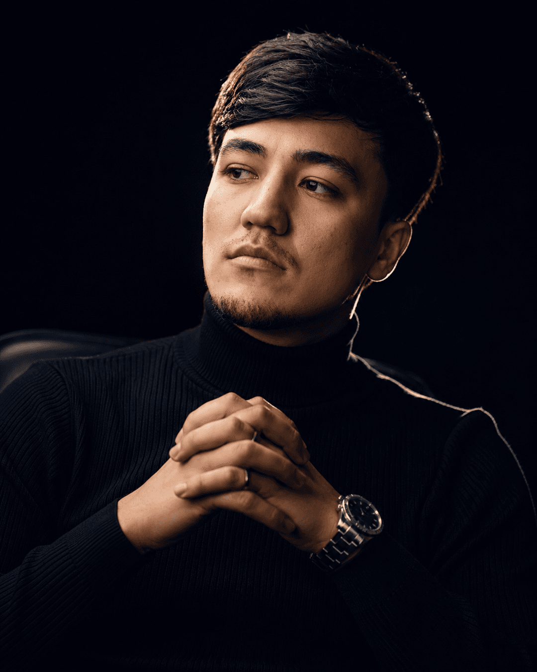 Portrait of Dilshod Rofiyev, Creative Frontend Developer from Uzbekistan.